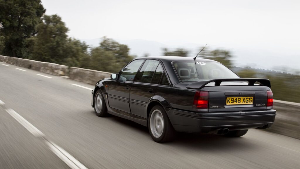 The Forgotten ’90s Sleeper Sedan That Could Humiliate Supercars