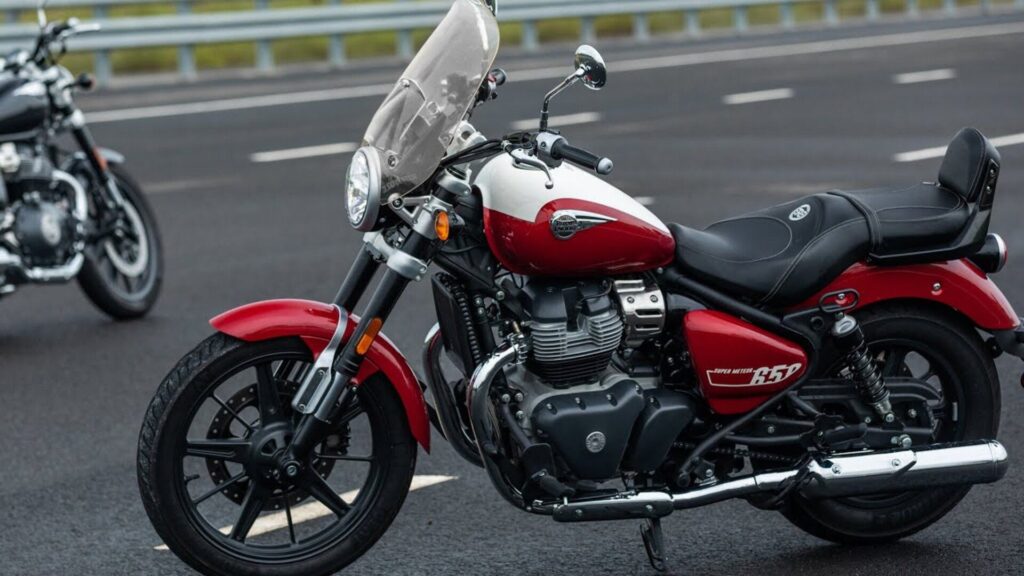 Is A Royal Enfield Super Meteor 650-Based Bagger Coming?