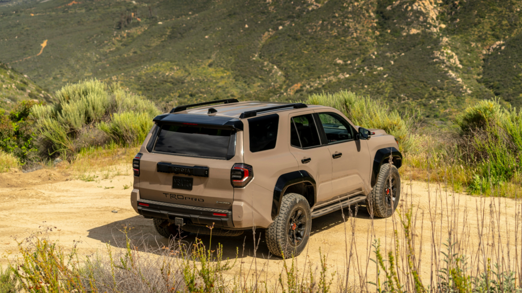 2025 Toyota 4Runner vs. Ford Explorer