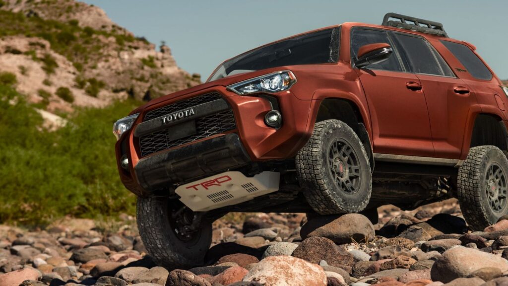 2025 Toyota 4Runner Vs. Jeep Grand Cherokee