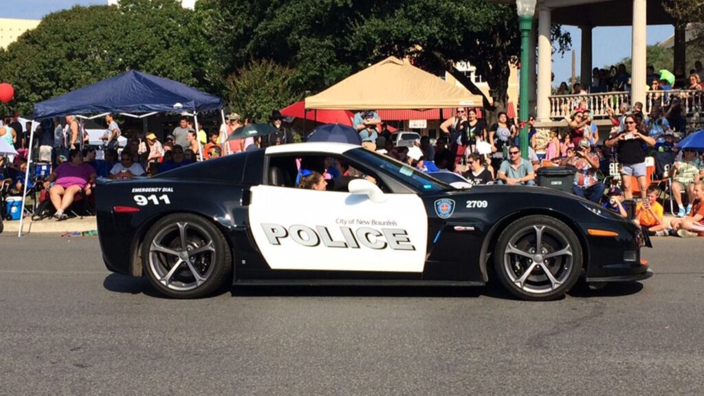 15 Fastest American Police Cars Of All Time