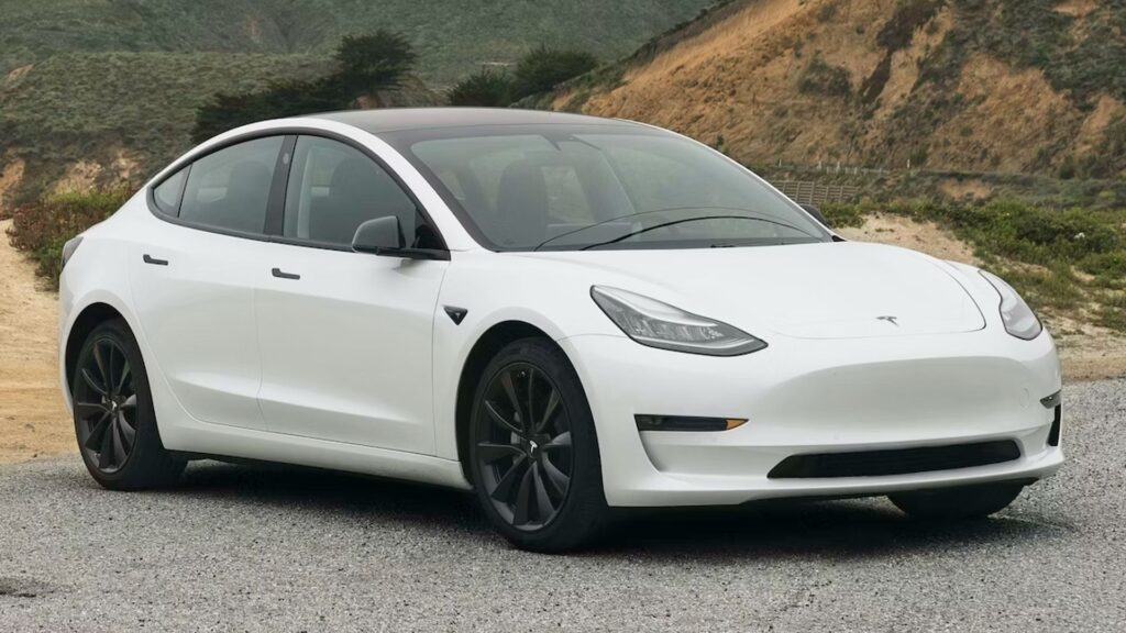 Best Electric Cars Under $35,000