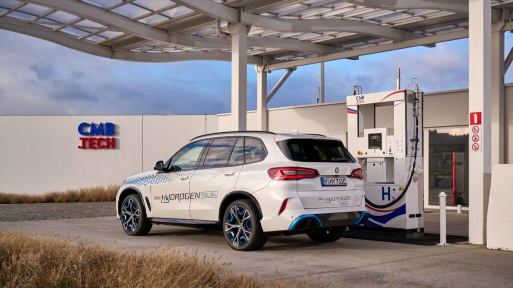 How Much It Would Cost To Refill A Hydrogen-powered BMW iX5