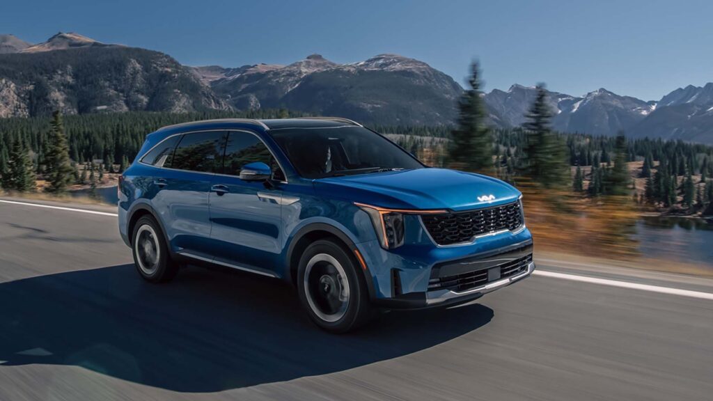 The Real-World Costs To Replace A Kia Hybrid Battery