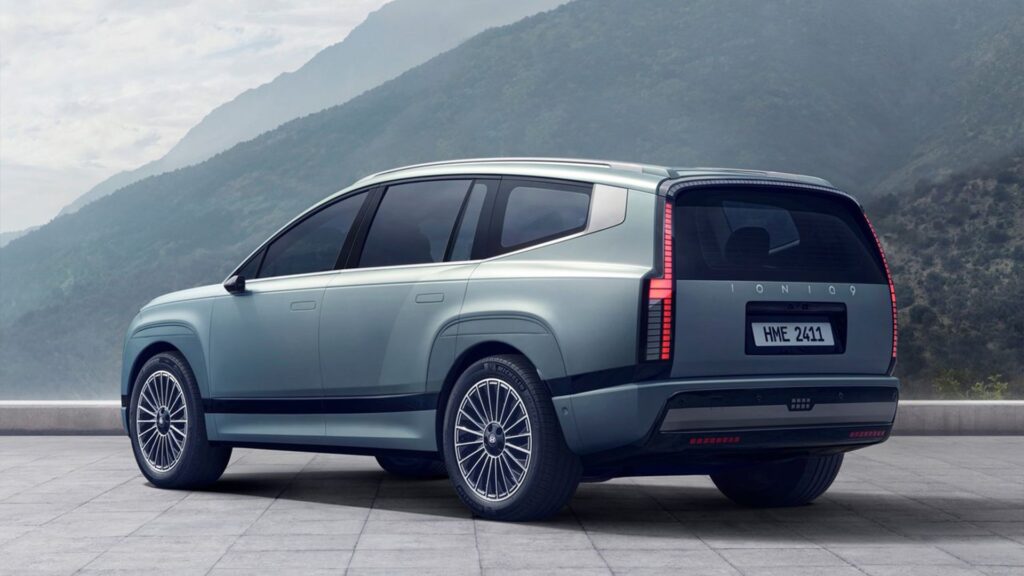 New Study Suggests That EVs Are An Acquired Taste