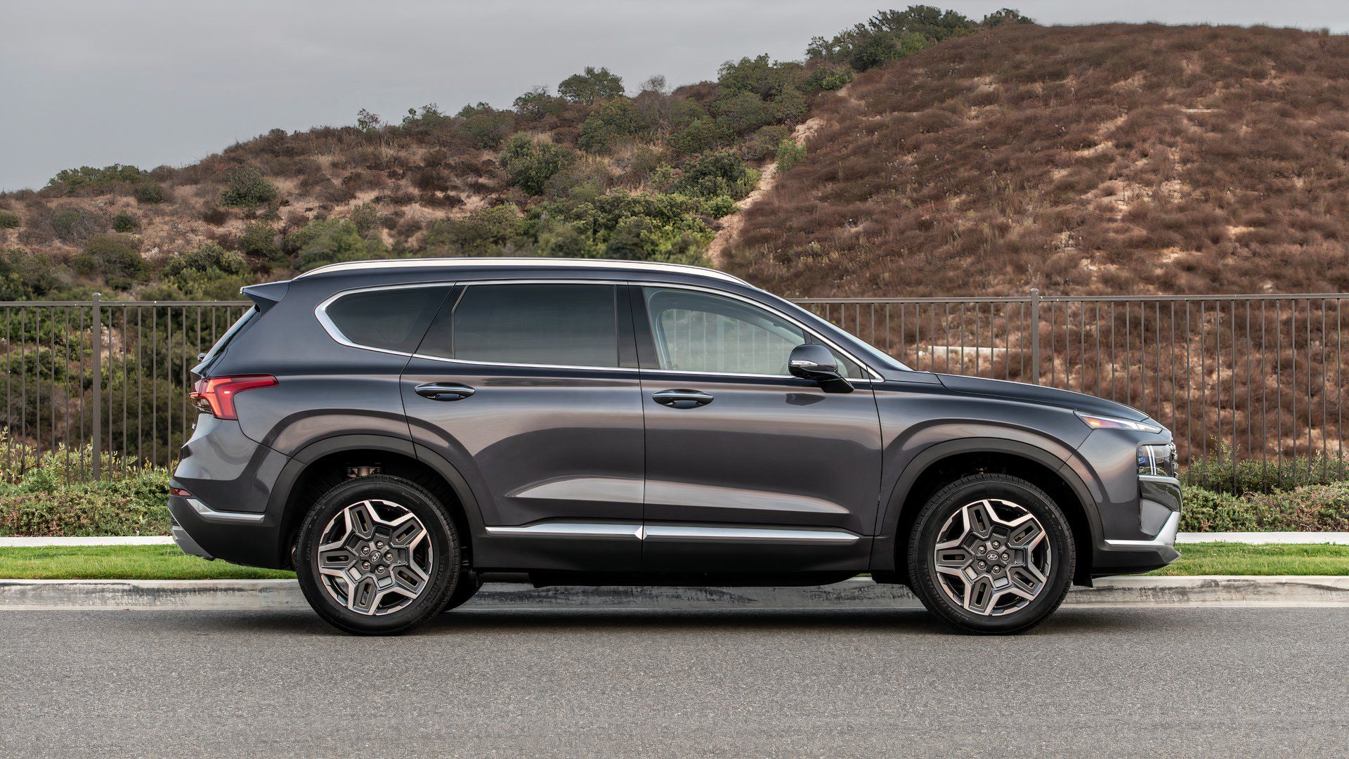 The Used Hybrid SUV That’s Good For First-Time Patrons