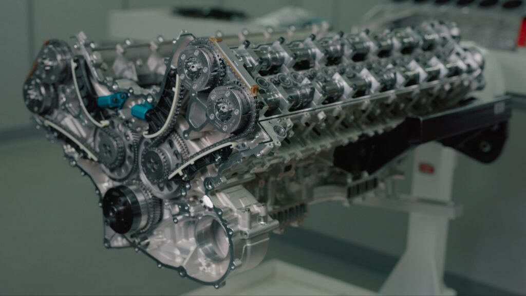 See Inside (And Hear )The Bugatti Tourbillon’s Naturally Aspirated V-16 Engine