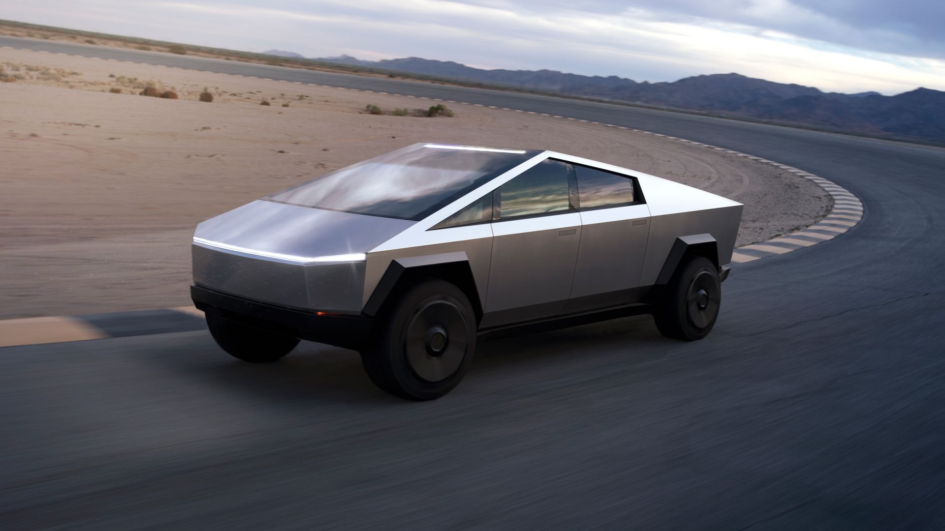 Florida Man Went For five-Day “Take a look at Drive” With Tesla Cybertruck