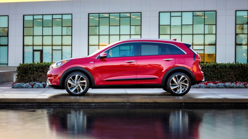 The $20,000 Used Hybrid That’s Extra Versatile Than A New Gasoline RAV4