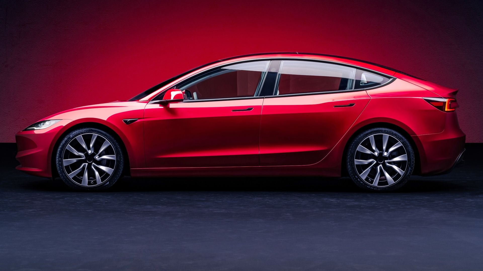 The Fashionable Used $25,000 American EV That Makes Extra Sense Than A New Fuel Guzzler