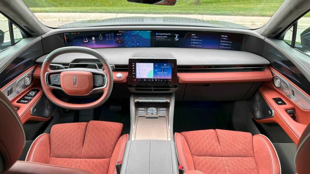 The Lincoln Nautilus Modified My Thoughts About Screens And Contact Controls