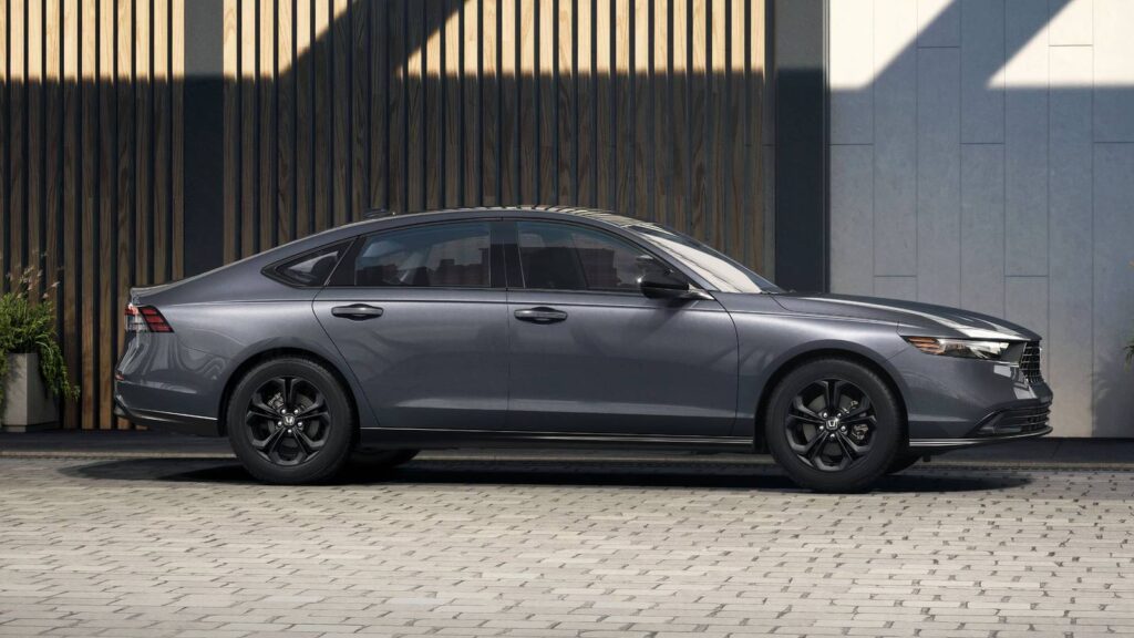 This Honda Hybrid Turns On a regular basis Drives Into Gas-Saving Wins