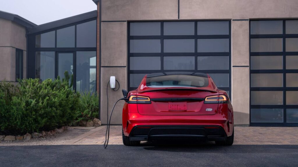 Right here’s How A lot It Prices To Change A Tesla Battery
