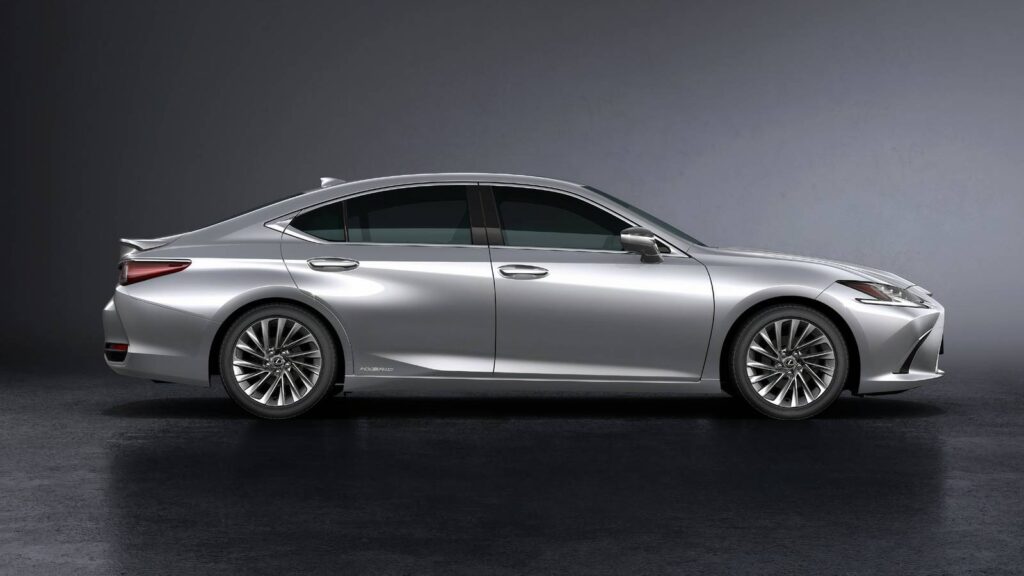 The Most Dependable Hybrid Sedan: Toyota, Honda, Or Lexus?