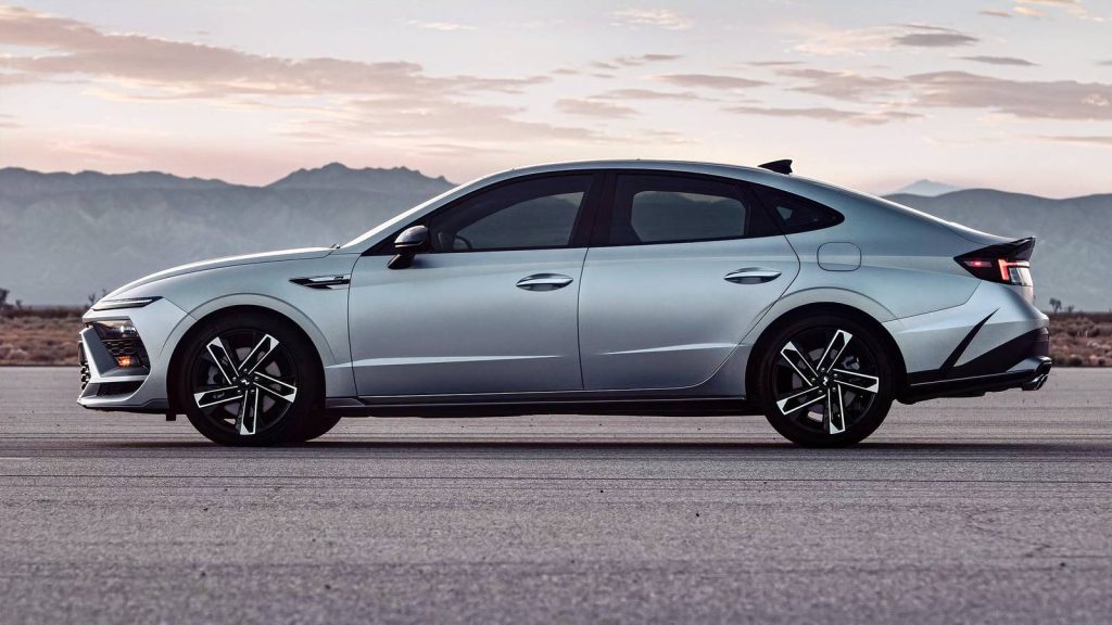 The Hybrid Sedan With The Highest Driving Vary In 2026